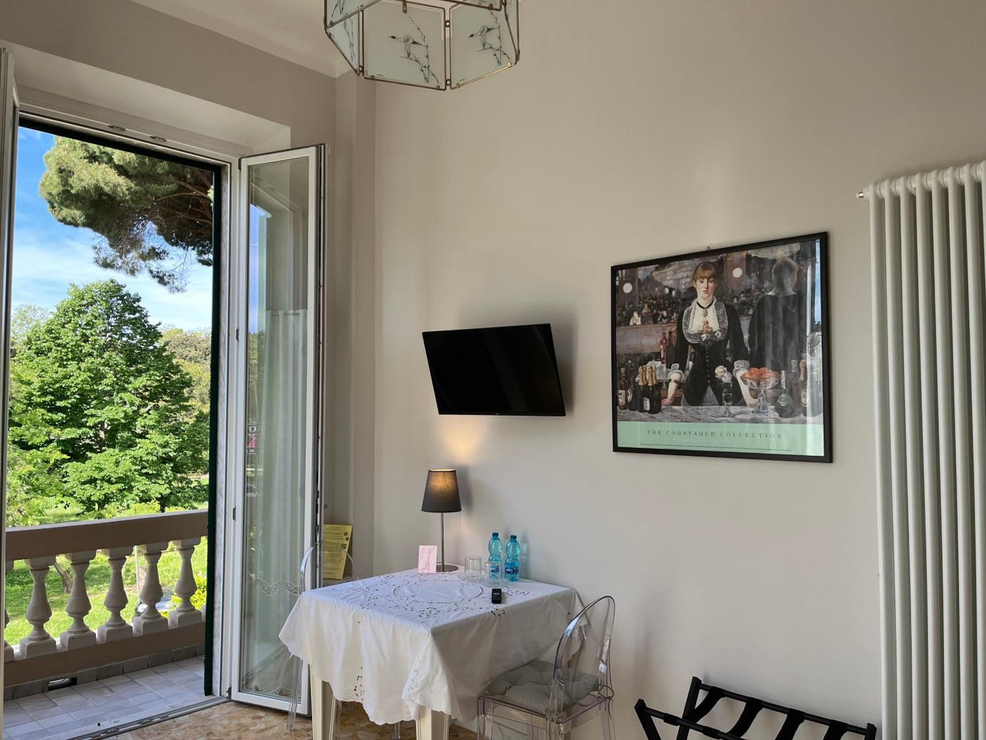 Pura Vida Bed & Breakfast Viareggio